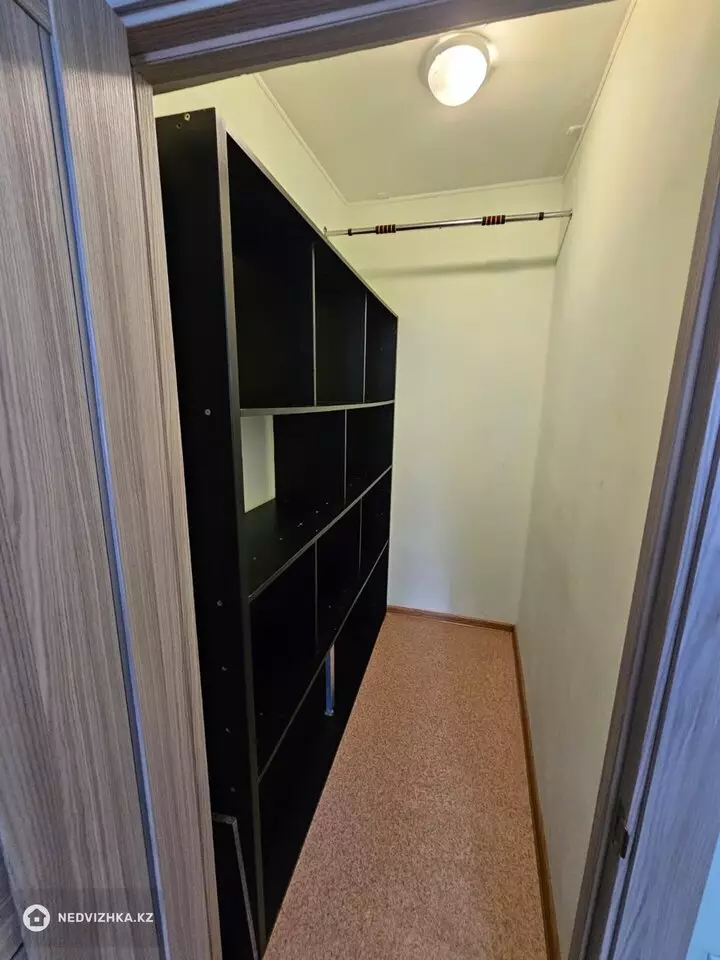 2-комнатная квартира, этаж 4 из 5, 60 м², фотография 5
