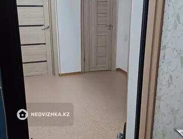 2-комнатная квартира, этаж 4 из 5, 60 м², миниатюра 9