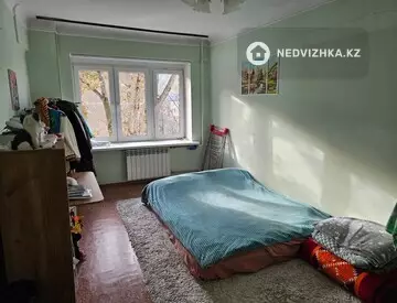 2-комнатная квартира, этаж 4 из 5, 60 м², миниатюра 12