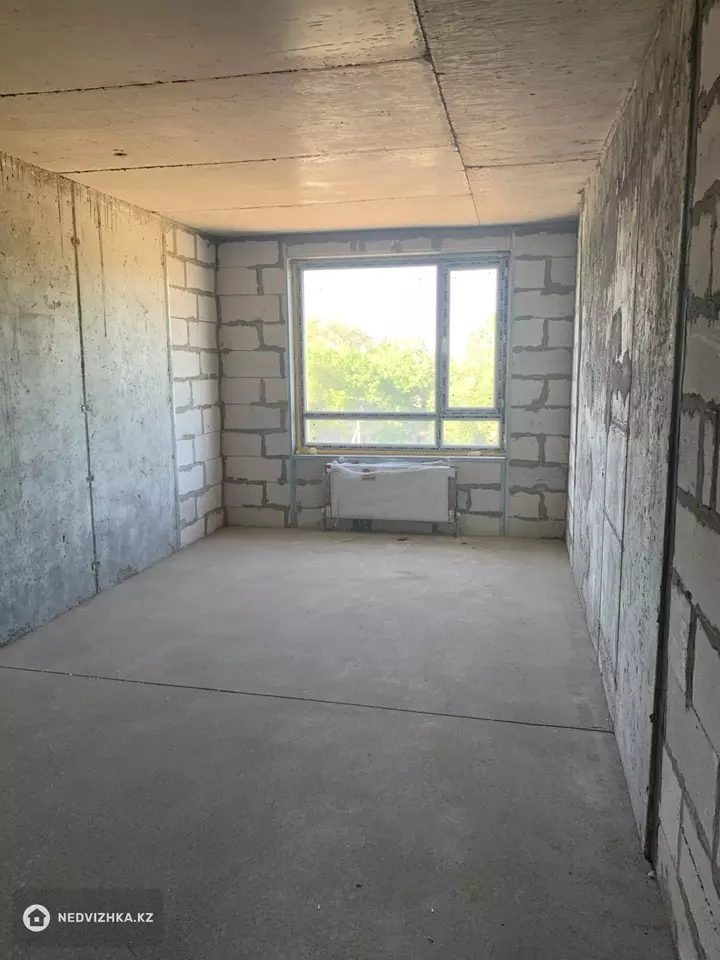 1-комнатная квартира, этаж 4 из 9, 48 м², фотография 2