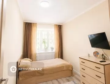 3-комнатная квартира, этаж 1 из 9, 72 м²