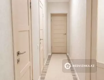 3-комнатная квартира, этаж 1 из 9, 72 м², миниатюра 6
