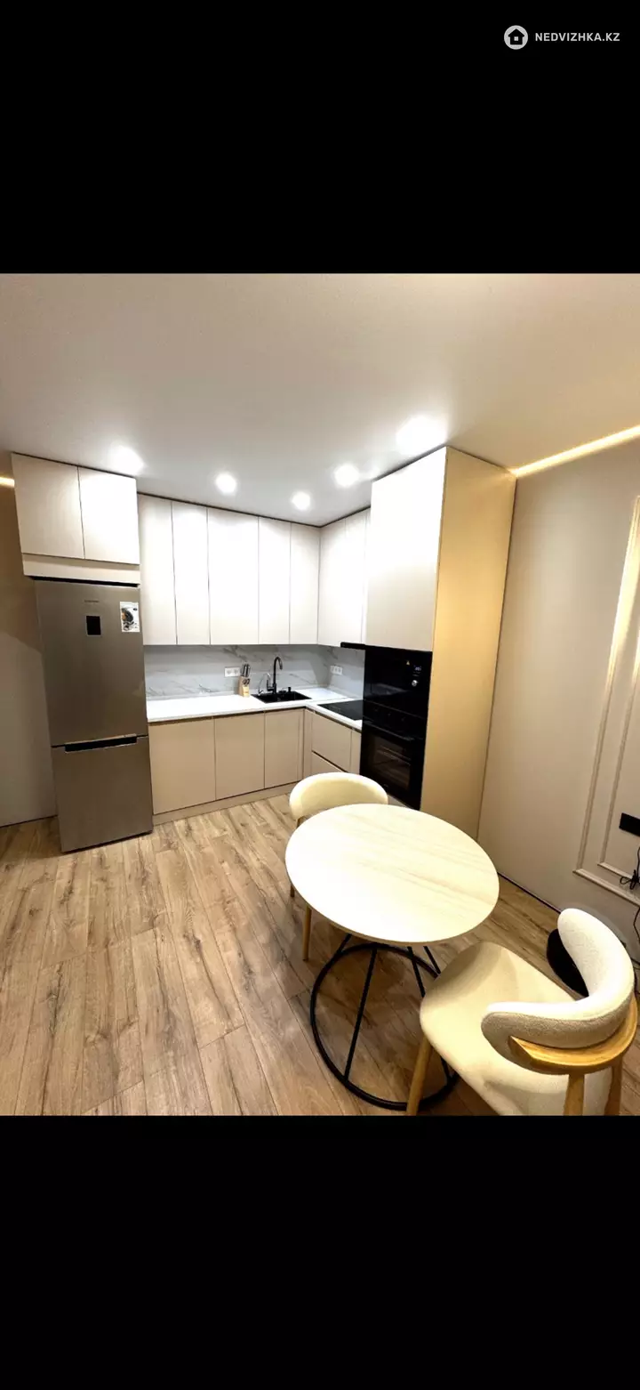 1-комнатная квартира, этаж 1 из 9, 43 м², фотография 2