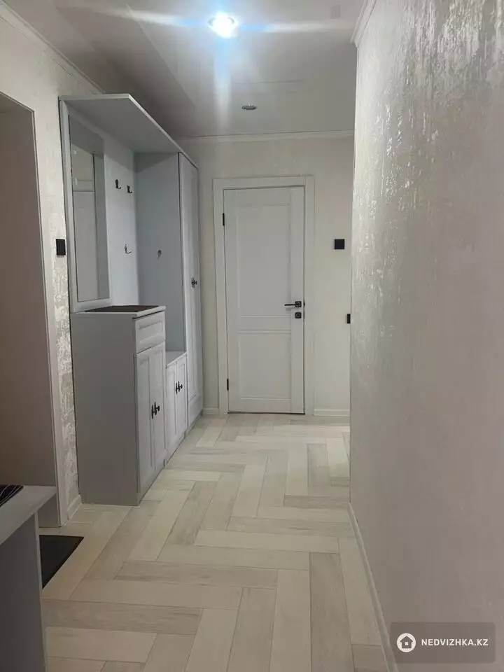 2-бөлмелі пәтер, қабат 6 барлық қабат саны 10, 55 м², 4-фотосурет