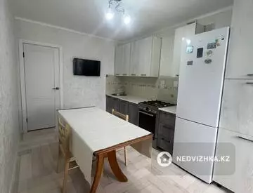 2-комнатная квартира, этаж 6 из 10, 55 м², миниатюра 9