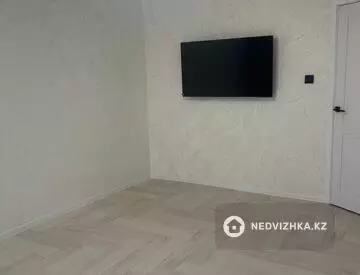 2-комнатная квартира, этаж 6 из 10, 55 м², миниатюра 11