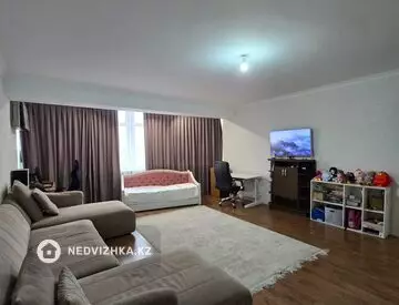 2-бөлмелі пәтер, қабат 14 барлық қабат саны 16, 94 м², 2-нобай