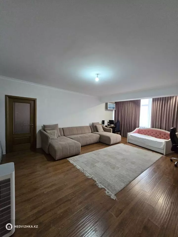 2-комнатная квартира, этаж 14 из 16, 94 м², фотография 4