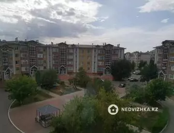 2-комнатная квартира, этаж 1 из 4, 82 м²