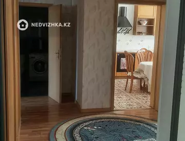 2-комнатная квартира, этаж 1 из 4, 82 м², миниатюра 6