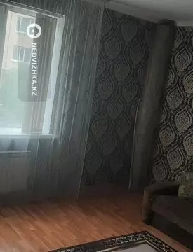 2-комнатная квартира, этаж 1 из 4, 82 м², миниатюра 10