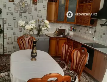 2-комнатная квартира, этаж 1 из 4, 82 м², миниатюра 11