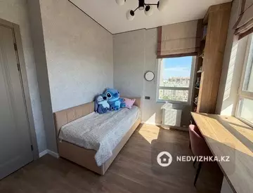 3-комнатная квартира, этаж 16 из 16, 94 м²
