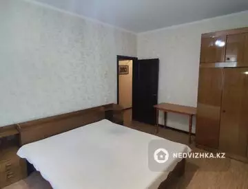 4-комнатная квартира, этаж 3 из 5, 95 м², миниатюра 7