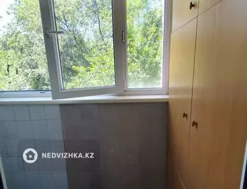 4-комнатная квартира, этаж 3 из 5, 95 м², миниатюра 12