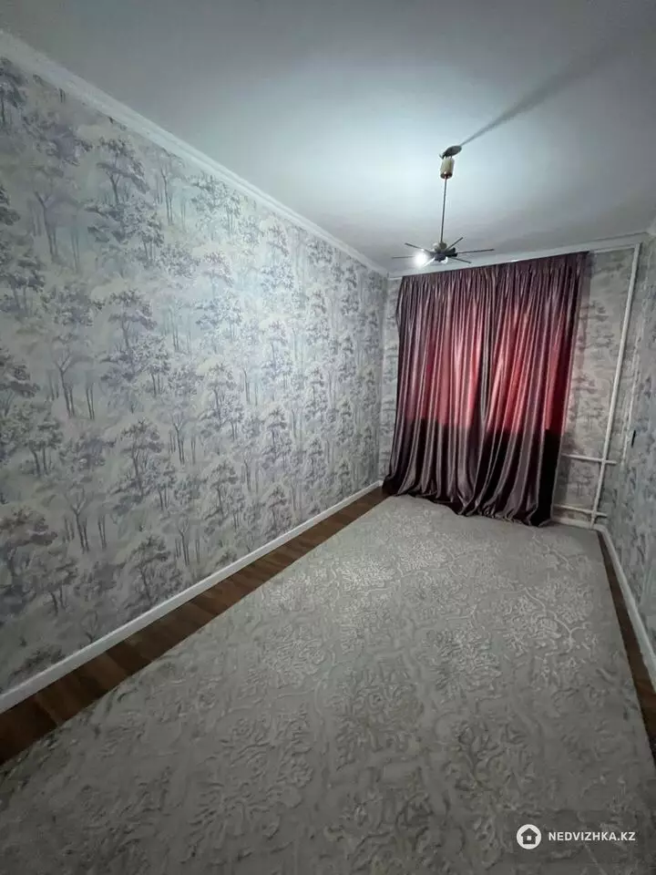 3-комнатная квартира, этаж 1 из 4, 60 м², На длительный срок, фотография 2
