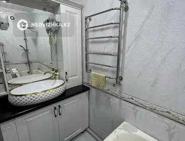 3-комнатная квартира, этаж 1 из 4, 60 м², На длительный срок, миниатюра 4
