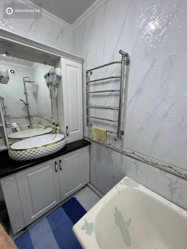 3-комнатная квартира, этаж 1 из 4, 60 м², На длительный срок, фотография 4