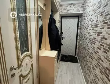 3-комнатная квартира, этаж 1 из 4, 60 м², На длительный срок, миниатюра 7