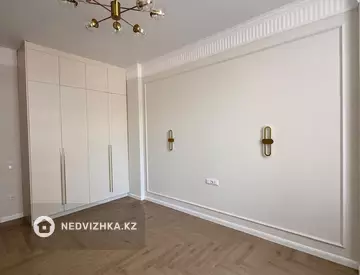 3-комнатная квартира, этаж 5 из 18, 89 м², миниатюра 1