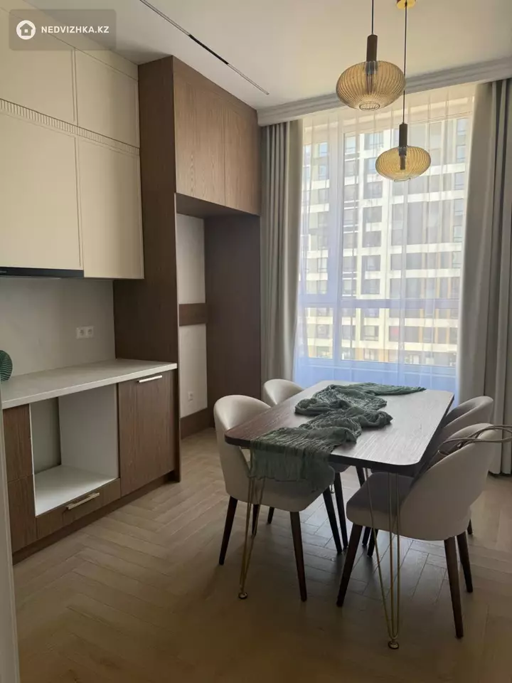 3-комнатная квартира, этаж 5 из 18, 89 м², фотография 5