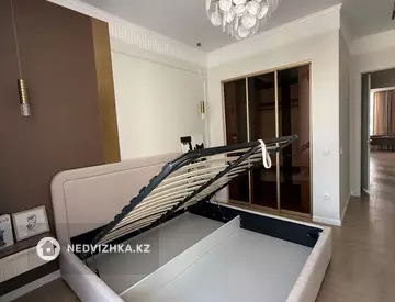 3-комнатная квартира, этаж 5 из 18, 89 м², миниатюра 7