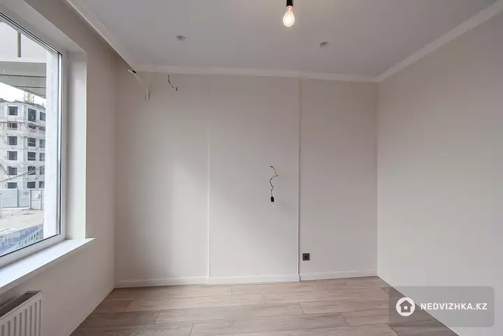 1-комнатная квартира, этаж 2 из 6, 34 м², фотография 3