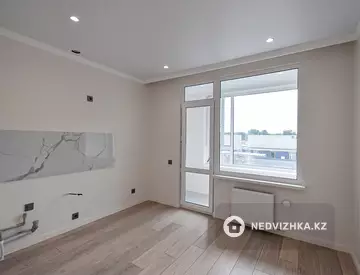 1-комнатная квартира, этаж 2 из 6, 34 м², миниатюра 4