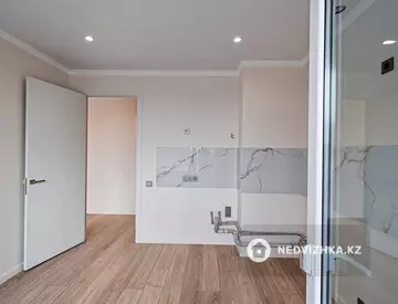 1-комнатная квартира, этаж 2 из 6, 34 м², миниатюра 6
