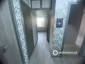 1-комнатная квартира, этаж 2 из 9, 37 м², миниатюра 4