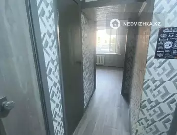 1-комнатная квартира, этаж 2 из 9, 37 м², миниатюра 3