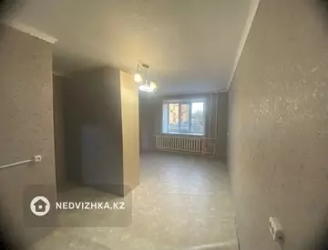 1-комнатная квартира, этаж 2 из 9, 37 м², миниатюра 12