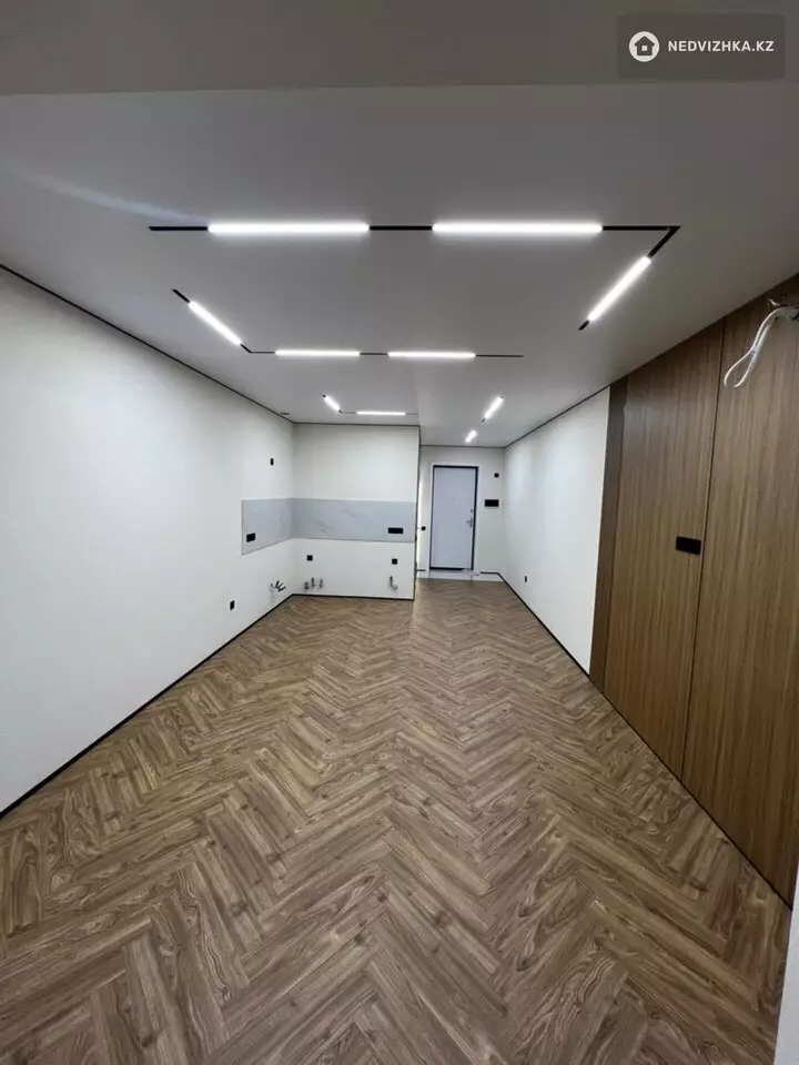 1-комнатная квартира, этаж 9 из 9, 33 м²