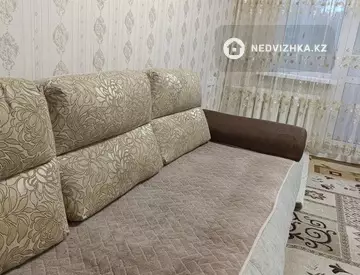 3-комнатная квартира, этаж 4 из 4, 60 м², миниатюра 9