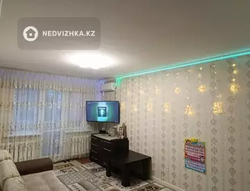 3-комнатная квартира, этаж 4 из 4, 60 м², миниатюра 11