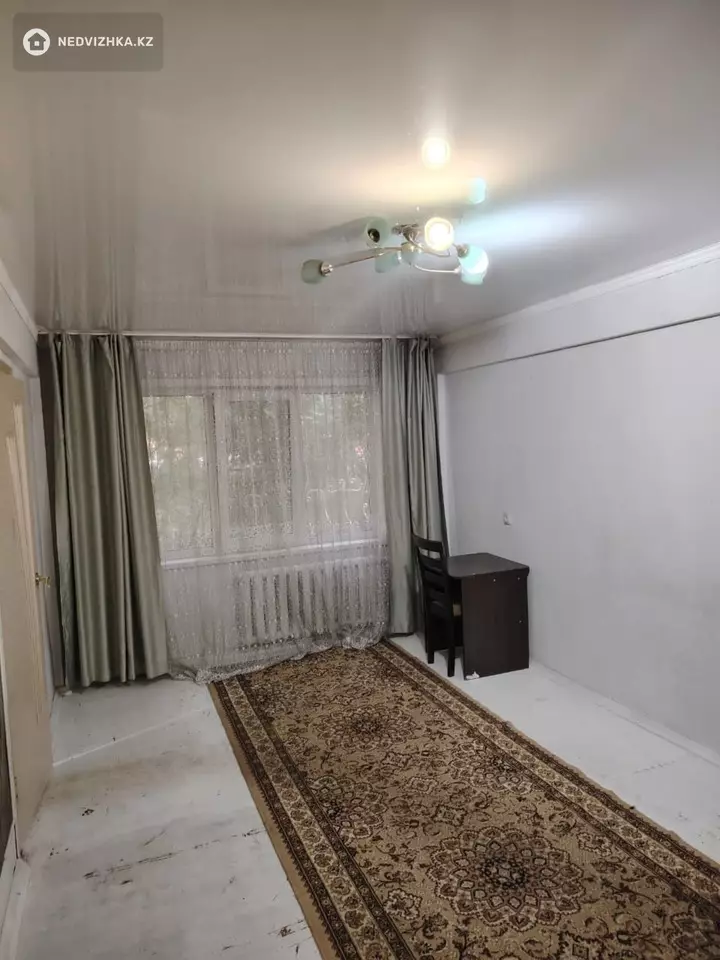 3-комнатная квартира, этаж 1 из 5, 58 м², фотография 4