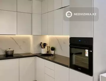 2-комнатная квартира, этаж 3 из 13, 48 м²