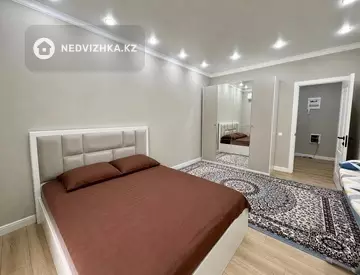 2-комнатная квартира, этаж 3 из 13, 48 м²