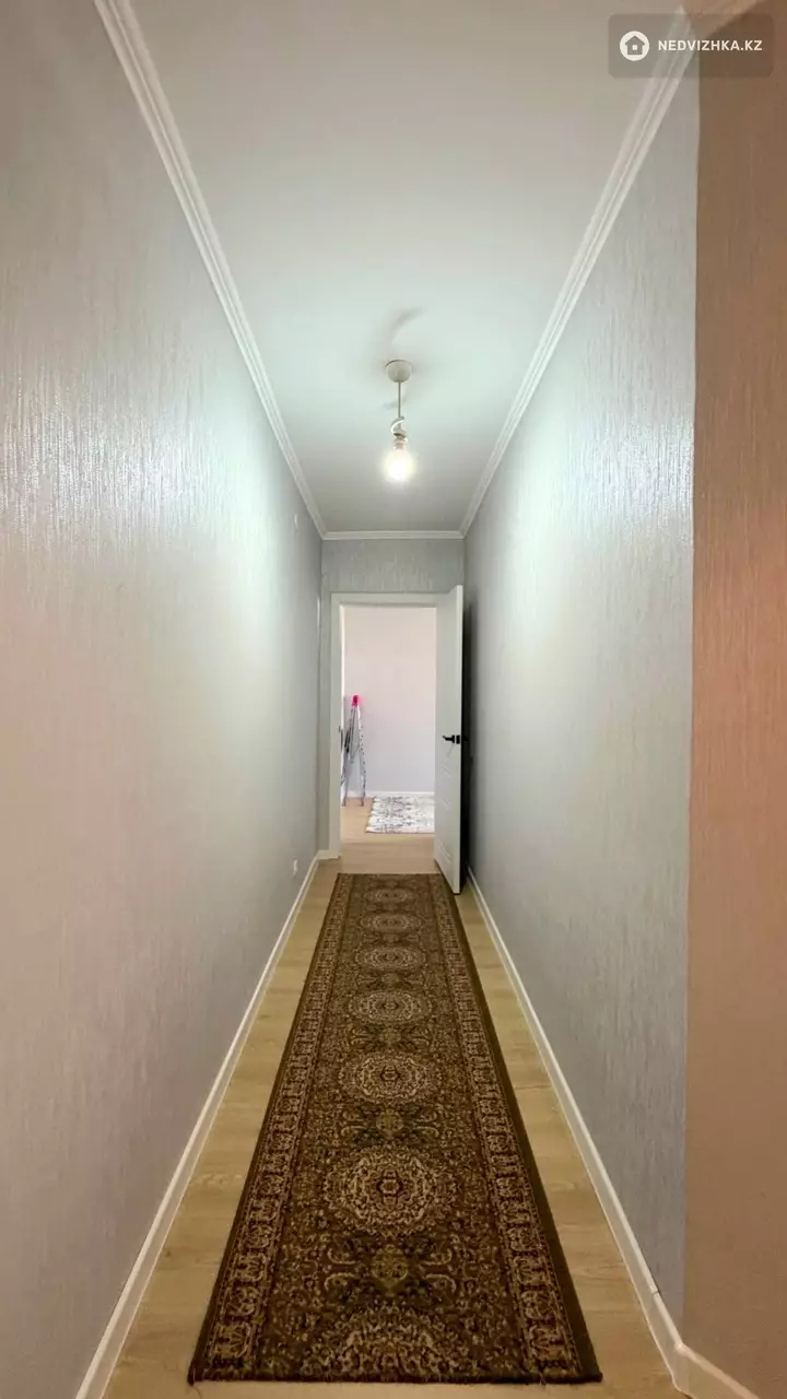 2-комнатная квартира, этаж 4 из 5, 55 м², фотография 3