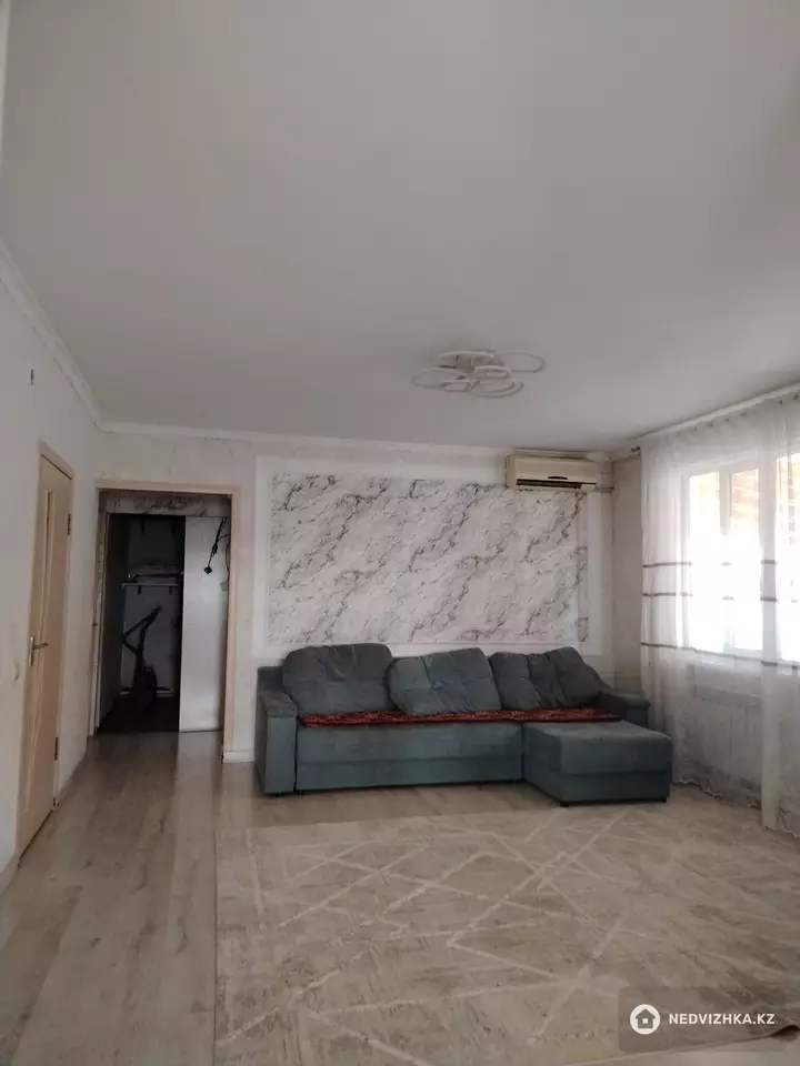 4-комнатный дом, 6 соток, 100 м²