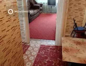 2-комнатная квартира, этаж 4 из 5, 42 м², миниатюра 5