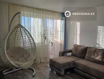 2-комнатная квартира, этаж 7 из 9, 54 м², миниатюра 6