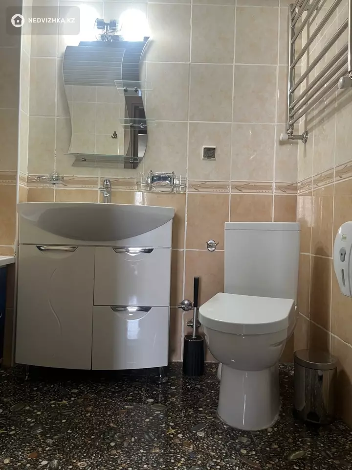 3-комнатная квартира, этаж 5 из 9, 83 м², фотография 4