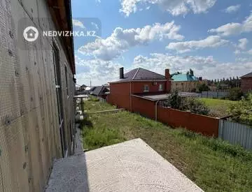 5-комнатный таунхаус, 3 соток, 250 м²