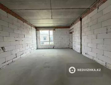 5-бөлмелі үй, 3 соттық, 250 м², 6-нобай