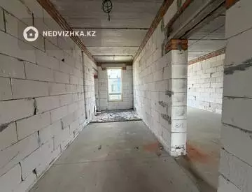 5-бөлмелі үй, 3 соттық, 250 м², 11-нобай