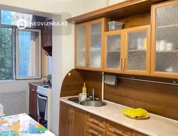 4-комнатная квартира, этаж 2 из 5, 75 м²