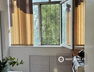 4-комнатная квартира, этаж 2 из 5, 75 м²