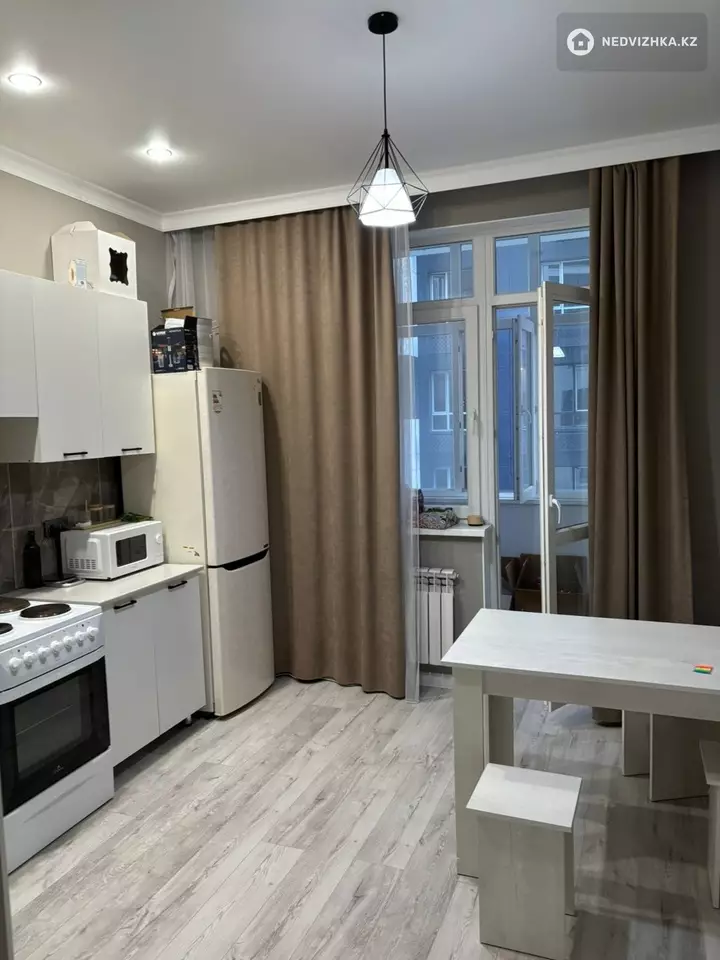 1-комнатная квартира, этаж 4 из 9, 45 м², На длительный срок