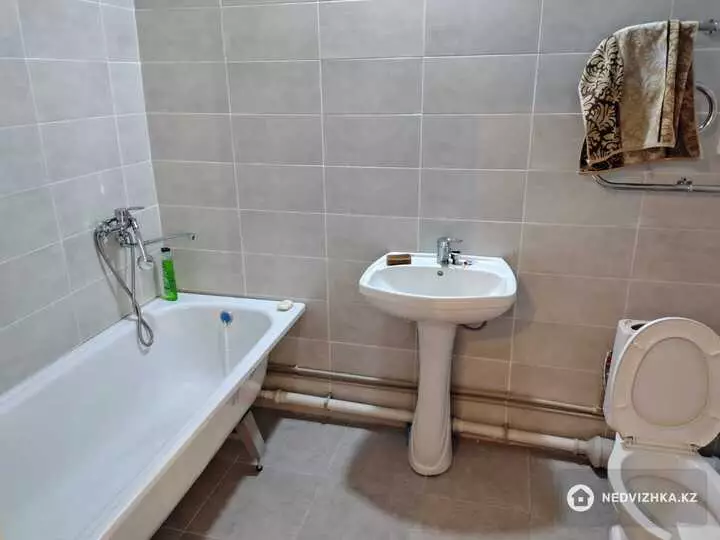 1-бөлмелі пәтер, қабат 14 барлық қабат саны 15, 38 м², 4-фотосурет